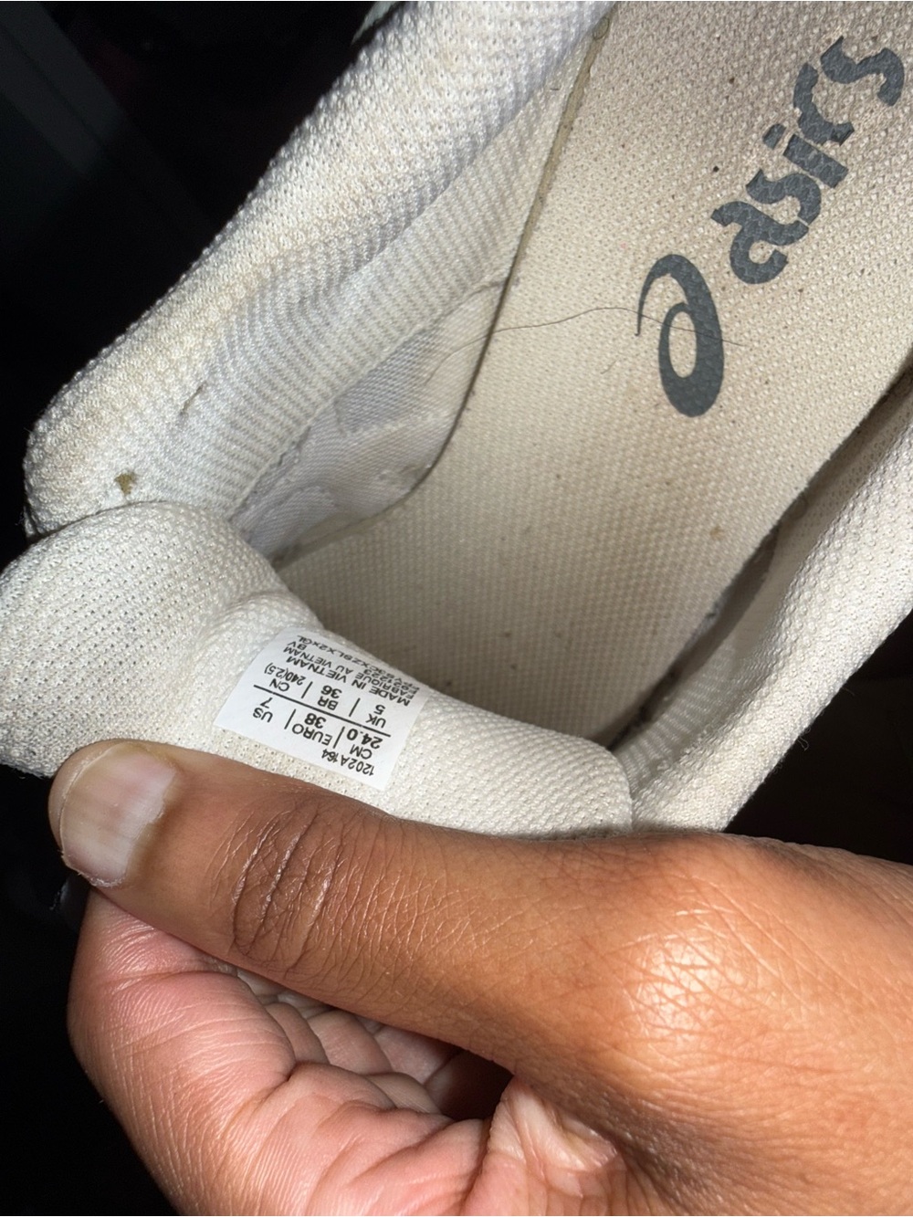 ASICS - Picture 8 of 8